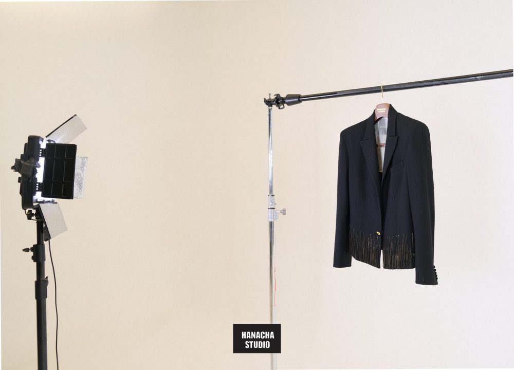 CLASSIC No_5 Black Metal-fringed Tailored Jacket