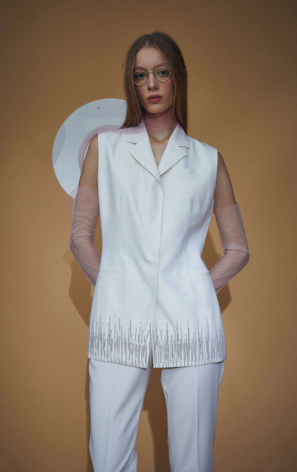 White Wool Metal-fringed Sleeveless Jacket